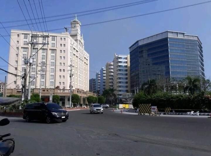 Staycation Condotel @150Newport Pasay City Manila Exterior foto